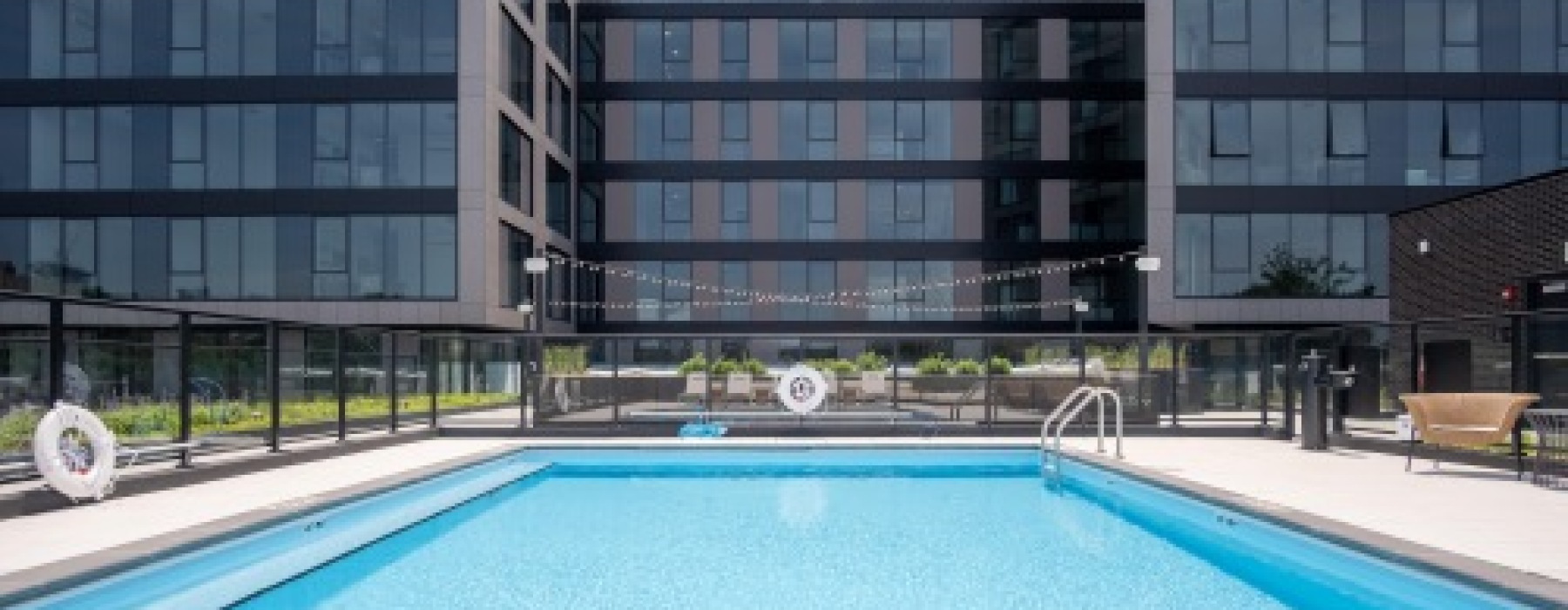 downtown apartments with pool