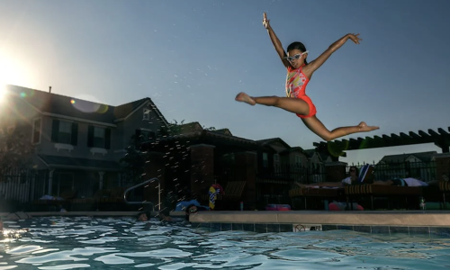 Outdoor swimming pool in Chicago - outdoor pools chicago